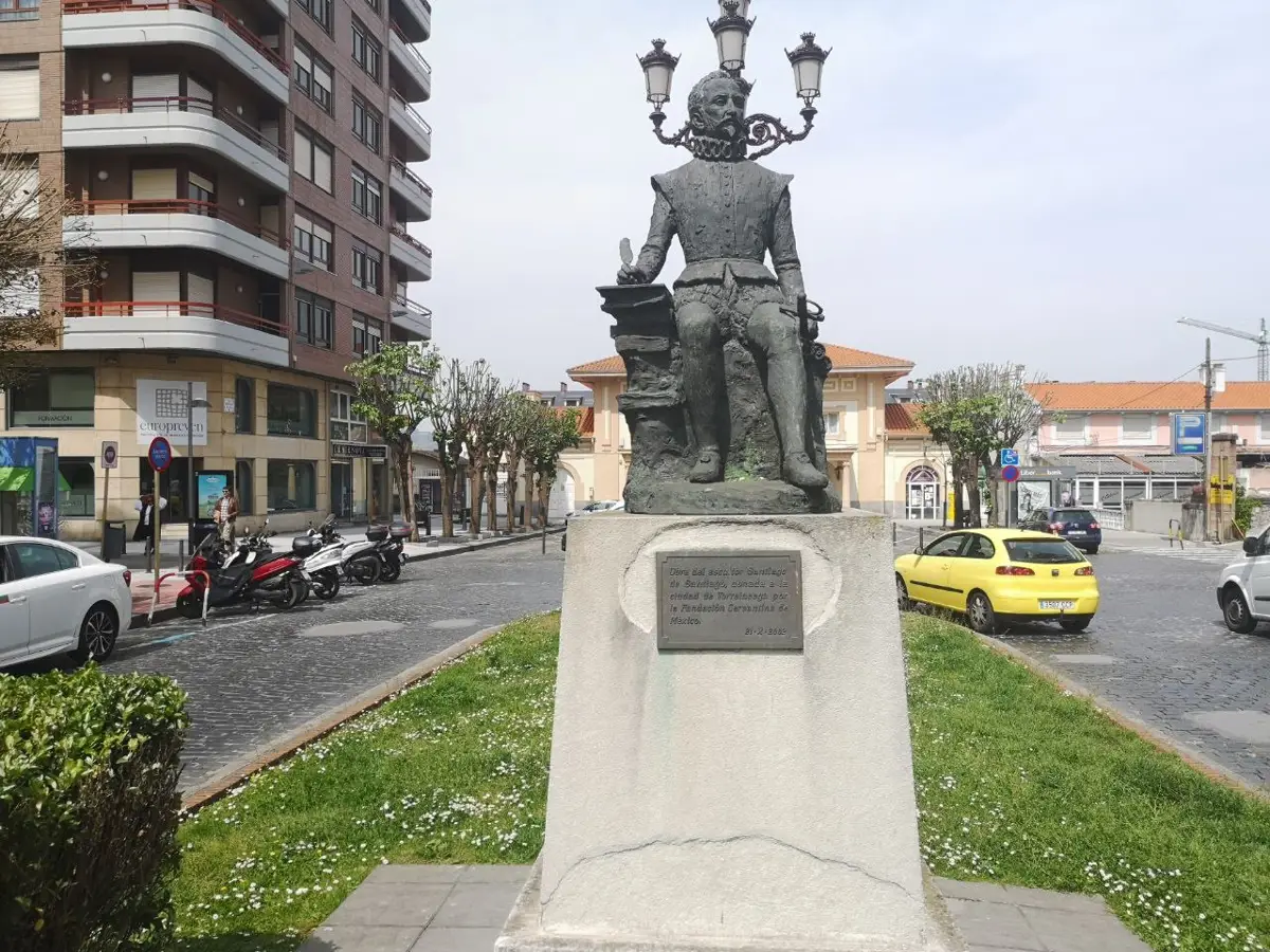 Torrelavega rinde homenaje a Aquilino Ceballos y Conchita Vidiella en el Día del Libro este jueves