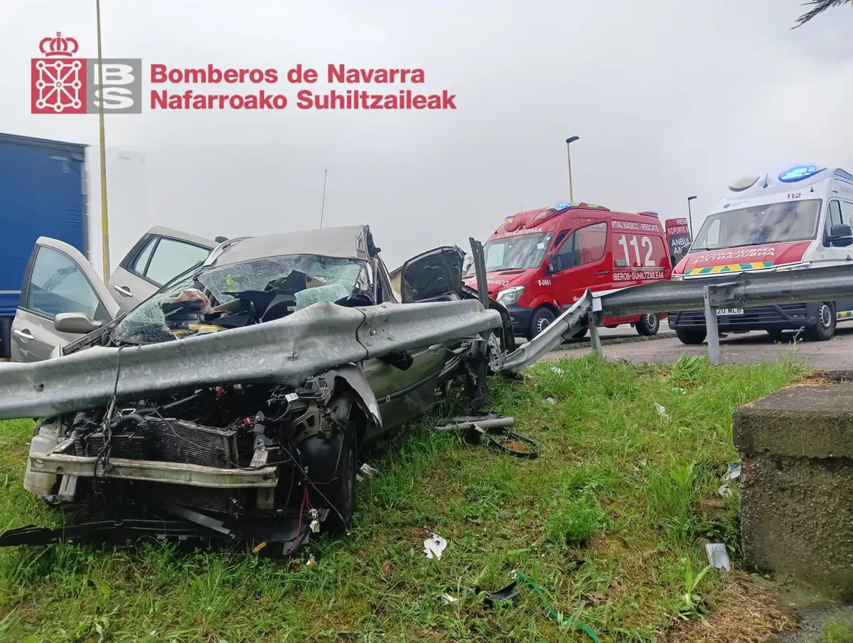 herido un hombre de 70 años tras salirse de la carretera el coche que conducía en Alsasua