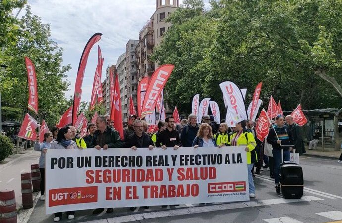 Una protesta pide más atención a las enfermedades laborales y una nueva ley de riesgos en el