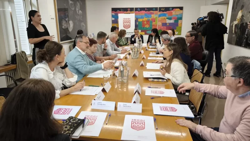 Ayuntamiento y CERMI crean una guía para mejorar la atención a personas con discapacidad