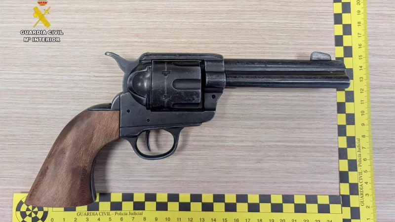 Detenido en Caudete un hombre con antecedentes por amenazar a una vecina con un arma