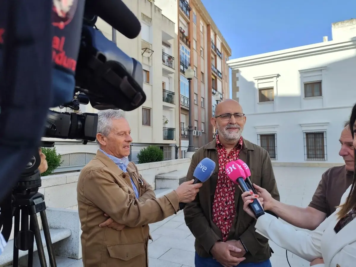 Unidas por Extremadura opina que Guardiola se rodea de un «núcleo duro» del PP por su relación
