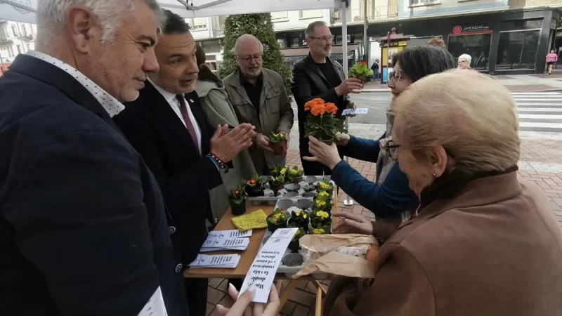 El Ayuntamiento de Logroño entregará 400 plantas para celebrar el Día de la Madre este domingo