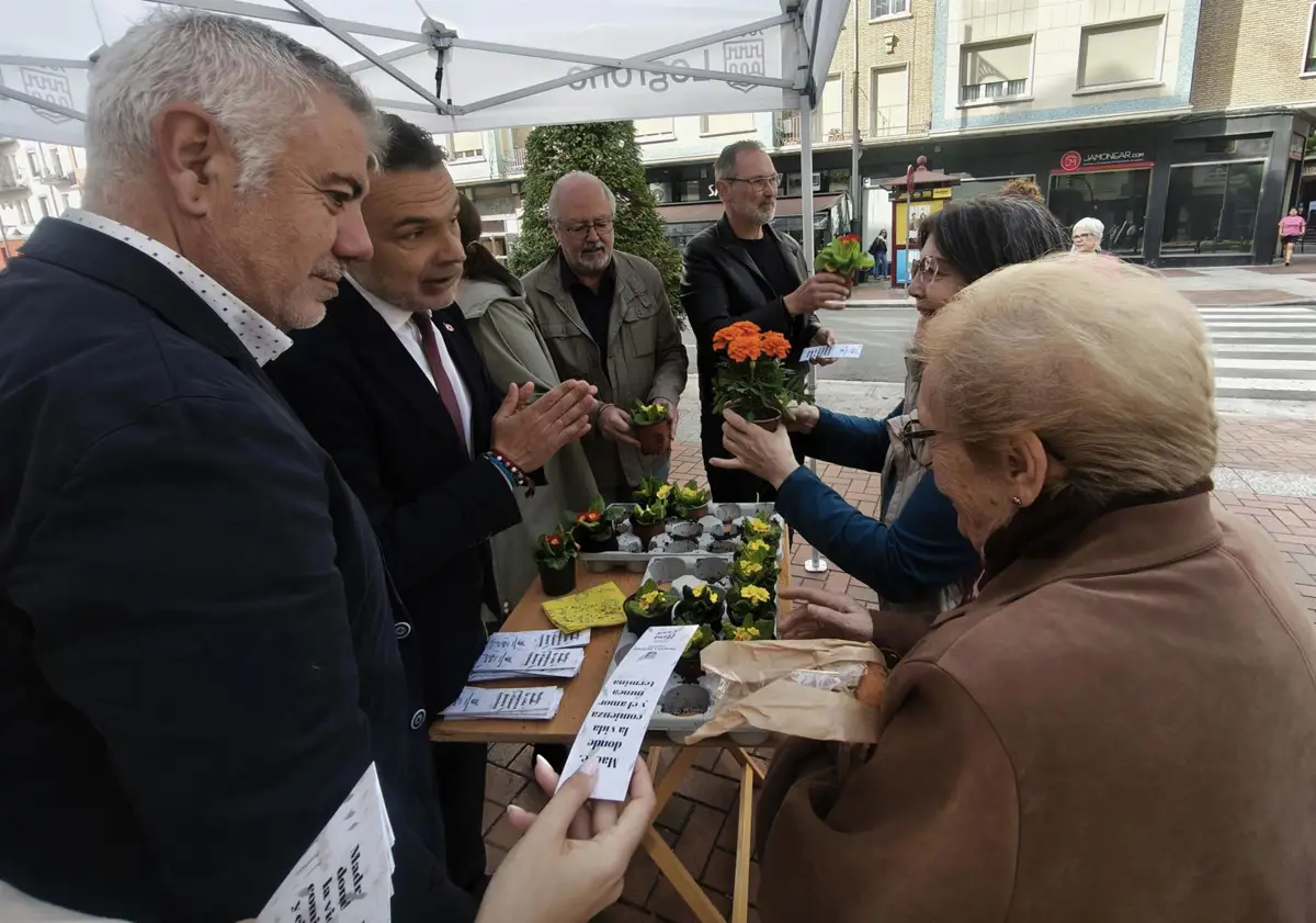 El Ayuntamiento de Logroño entregará 400 plantas para celebrar el Día de la Madre este domingo