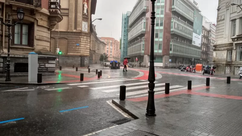 Euskadi activa el aviso amarillo por intensas lluvias este viernes y sábado por la tarde