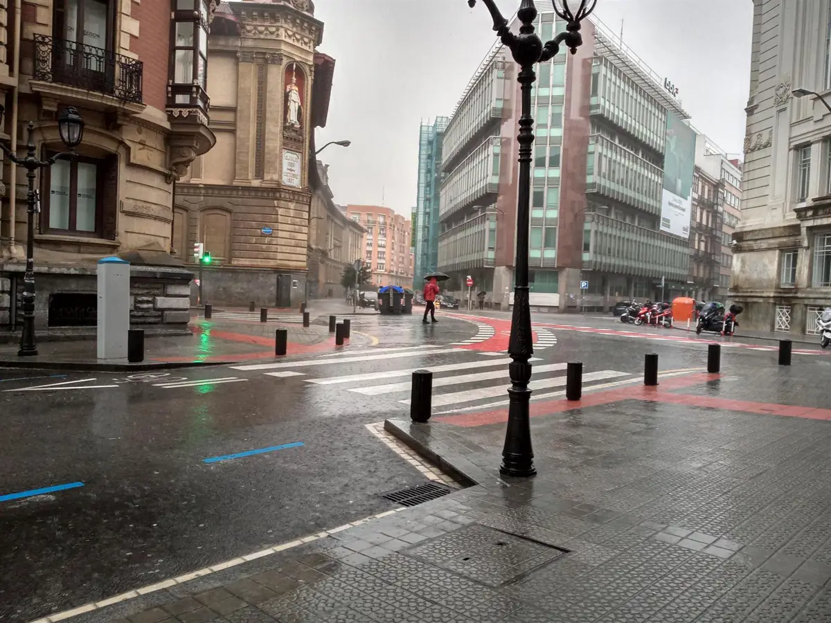 Euskadi activa el aviso amarillo por intensas lluvias este viernes y sábado por la tarde