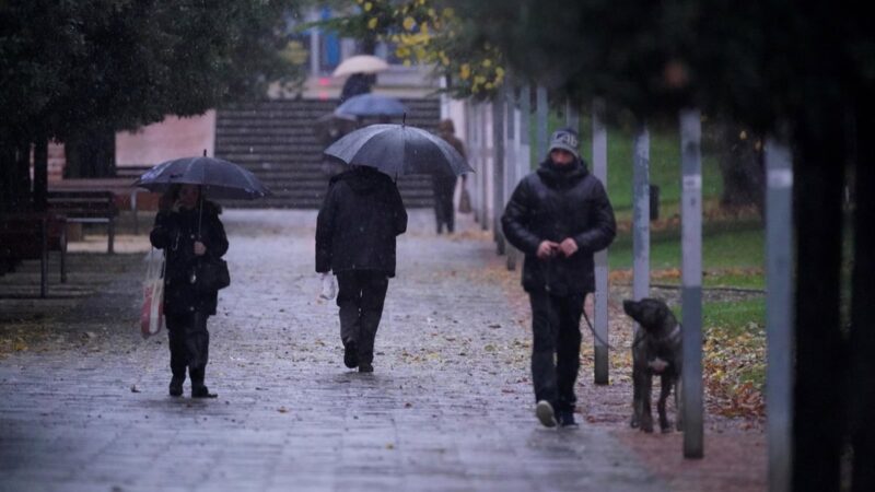 Euskadi emitirá un nuevo aviso amarillo el domingo por fuertes precipitaciones en la tarde