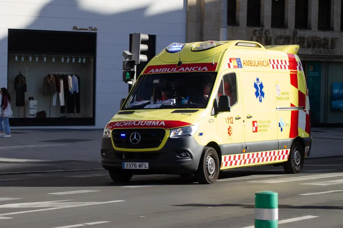 Siete personas, incluido un niño, resultan heridas en un choque entre dos coches en Valladolid