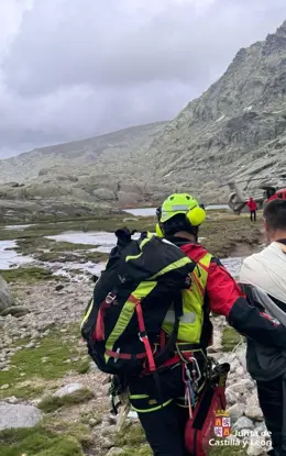Evacuan a un montañero tras un accidente en el Pico Almanzor, Candeleda (Ávila)