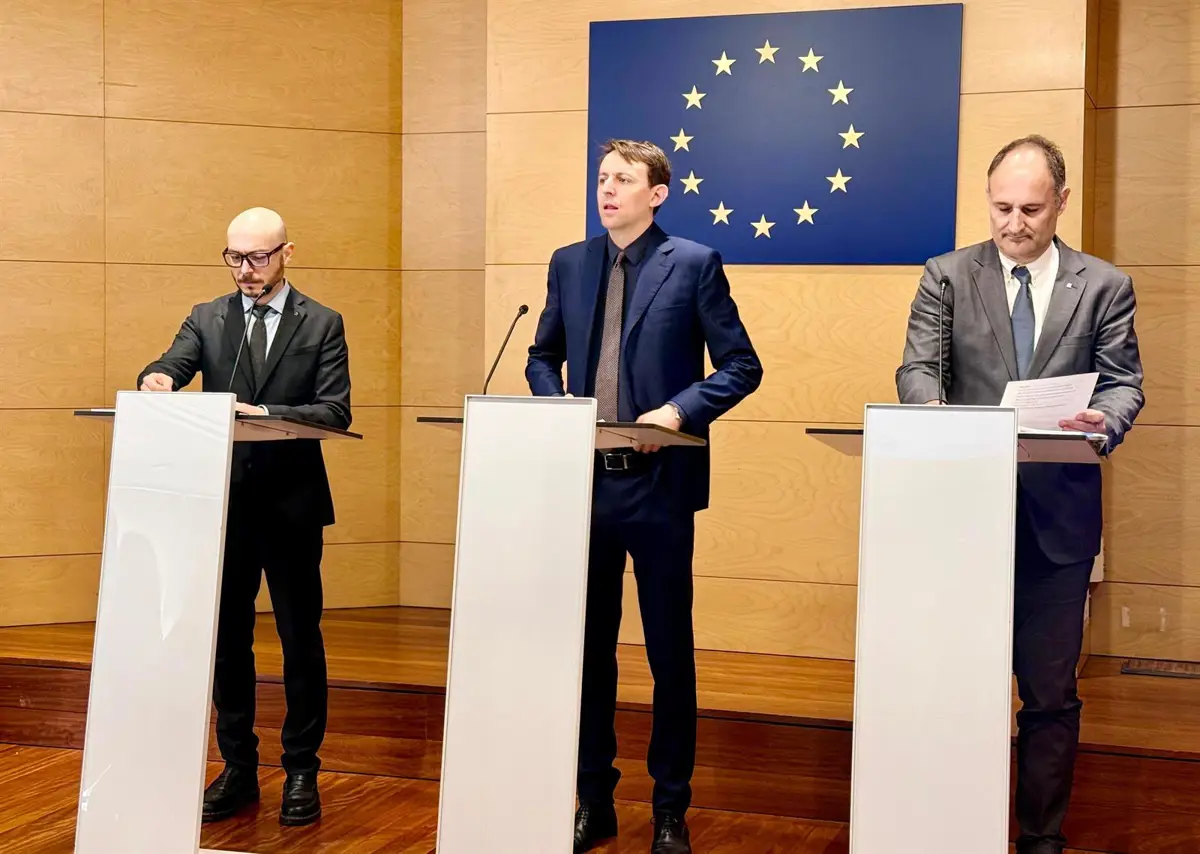 López (PSC) denuncia la inacción de la UE tras la detención de dos activistas de la Flotilla